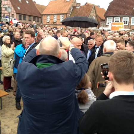 Größeres Bild ansehen Größeres Bild ansehen